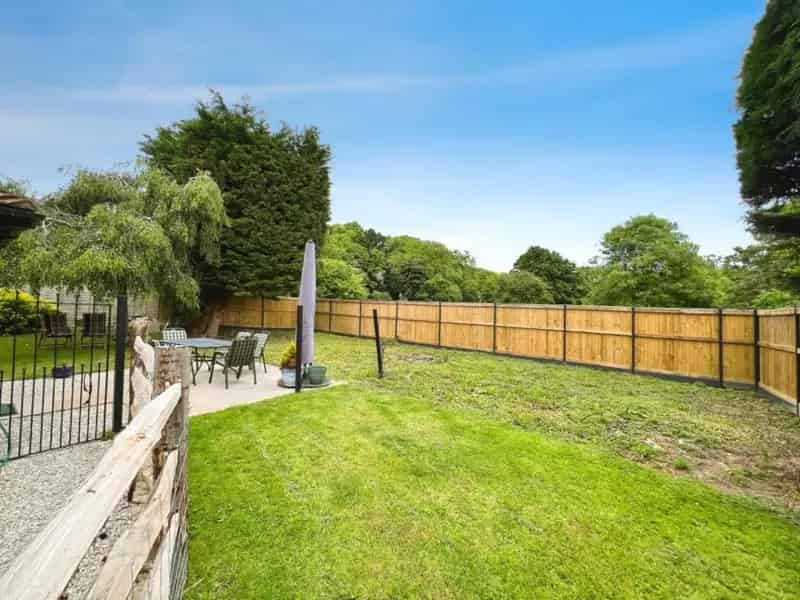 5 Bed Detached Oast House for Sale