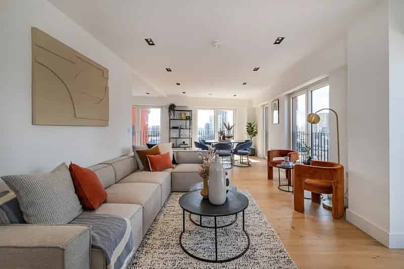 2 bedroom flat for sale