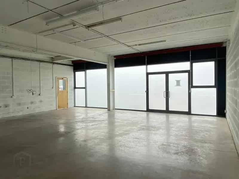 Commercial property For Rent , 2A, Burnbank Road, Hamilton, Scotland
