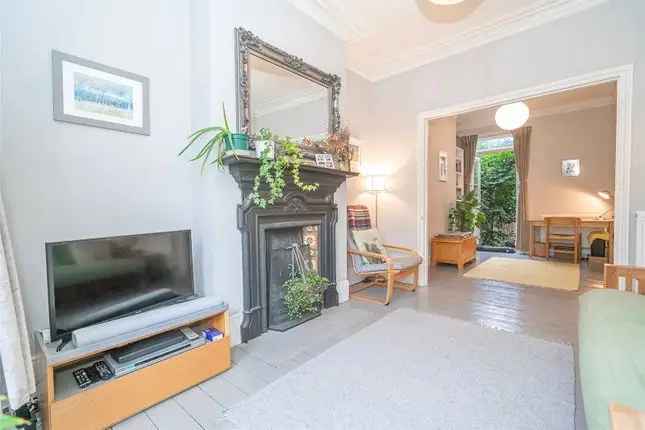 End terrace house for sale in Hertford Road, London N2