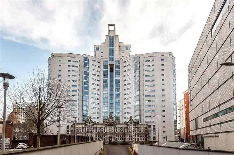 2 Bedroom Apartment For Sale