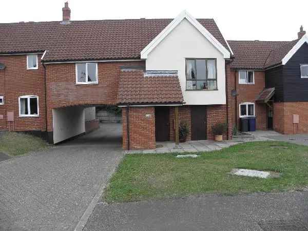 Flat For Rent in Babergh, England