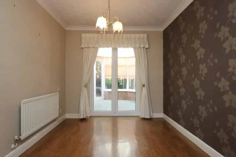 3 Bedroom Detached Bungalow with Gardens and Parking