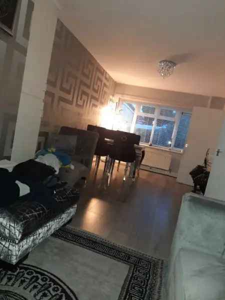 House For Rent in Birmingham, England