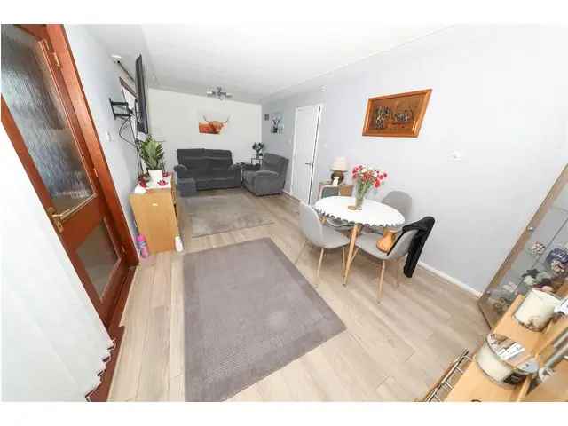 3 Bedroom Terraced House for Sale in Stenton Glenrothes
