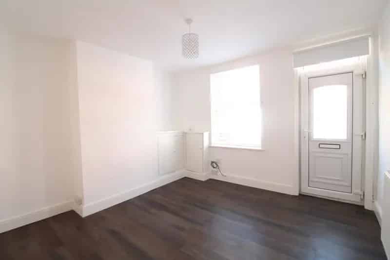 2 bedroom House
 To Rent