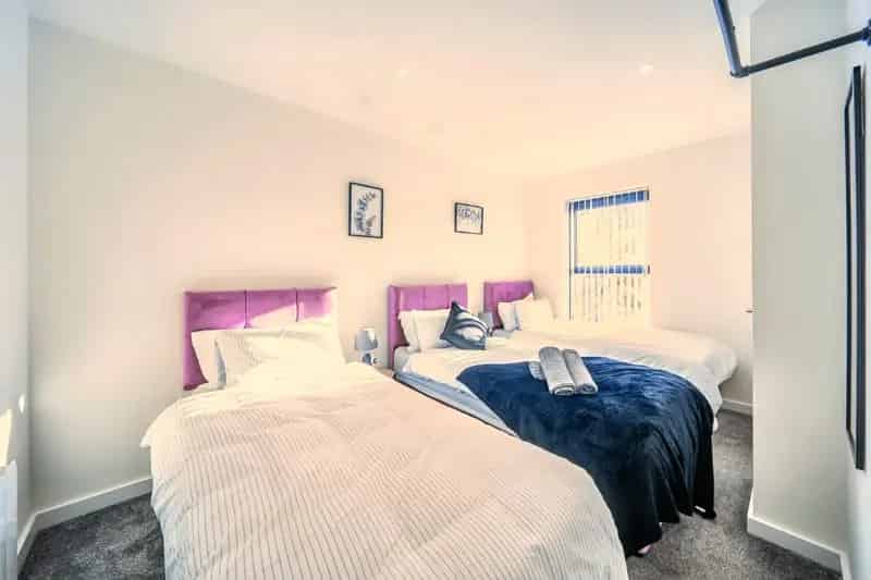 Modern Townhouse in Gated Community 3 Beds 2 Baths