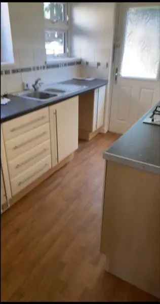 House For Rent in Wakefield, England