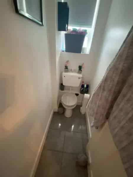3 Bedroom Flat Near Clapham High Street and Stations