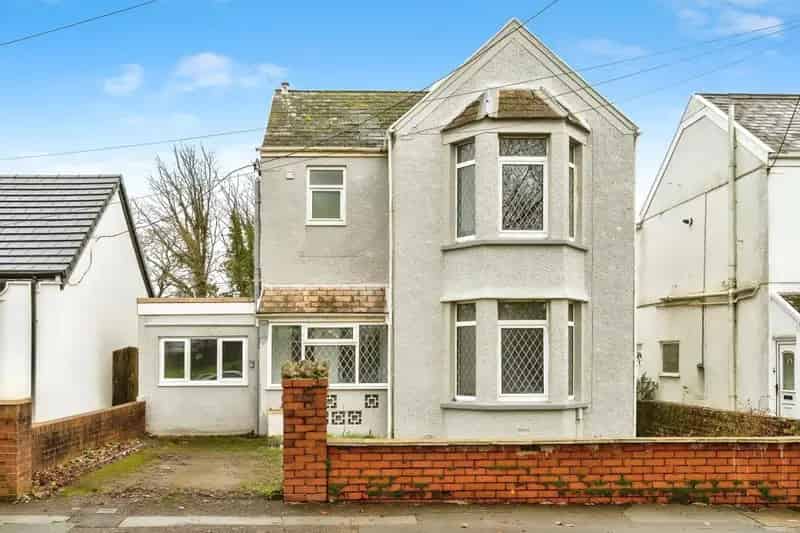 3 Bedroom Detached House Gorseinon