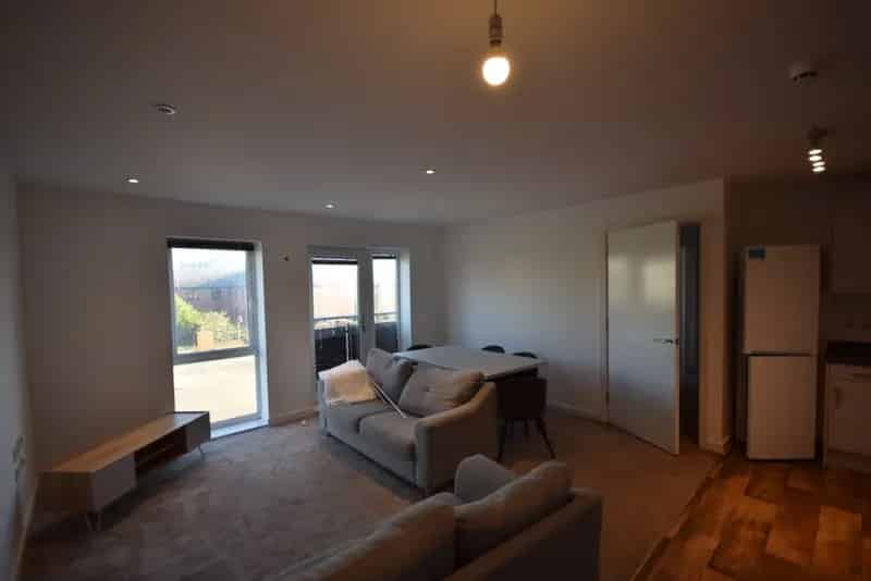 2 Bedroom Flat To Rent Available 14062025