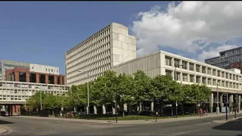 One Cadogan Square Offices: Modern Open Plan Workspace near M8