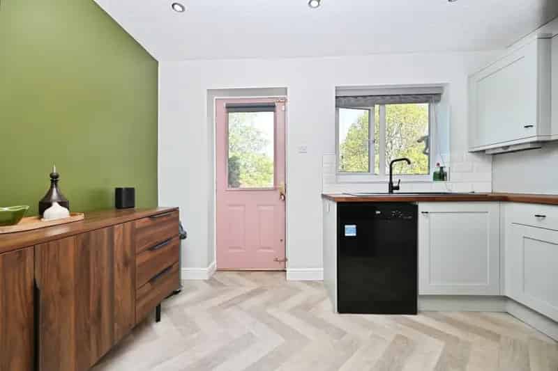 2 Bedroom House For Sale Detached Garage Private Garden
