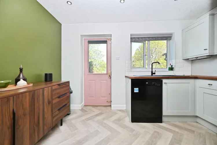 2 Bedroom House For Sale Detached Garage Private Garden