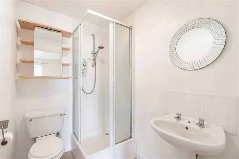 2 Bed Flat Maindoor Ground Floor 1 Reception Room