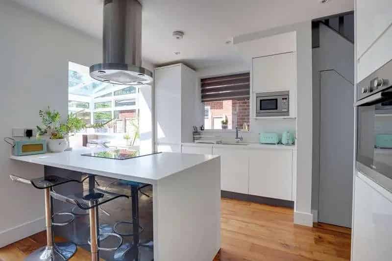 3 Bed Semi-Detached House for Sale
