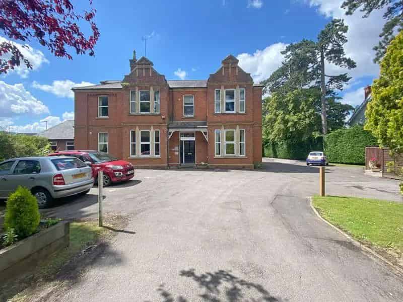 1 Bedroom Retirement Apartment Hucclecote Over 60s