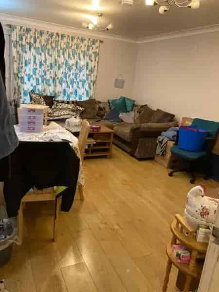 2 Bed Flat Peckham First Floor Near Transport Links