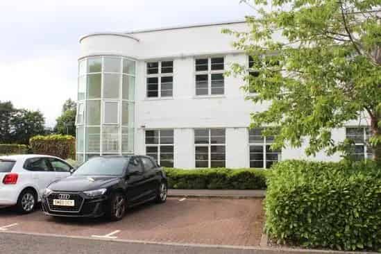 1 Bedroom Ground Floor Flat for Sale