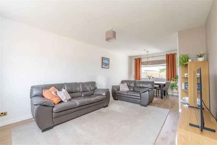3 Bed Semi-Detached House Longniddry 2 Reception Rooms