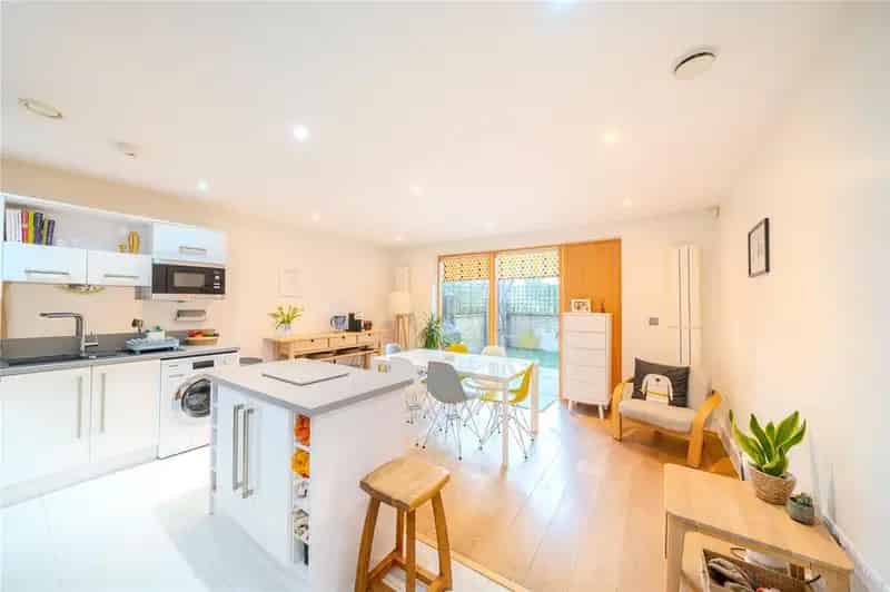 3 Bedroom Clifton House for Sale Garage Garden Roof Terrace