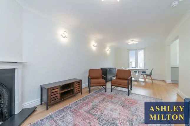 Town house to rent in Kilburn Park Road, London NW6