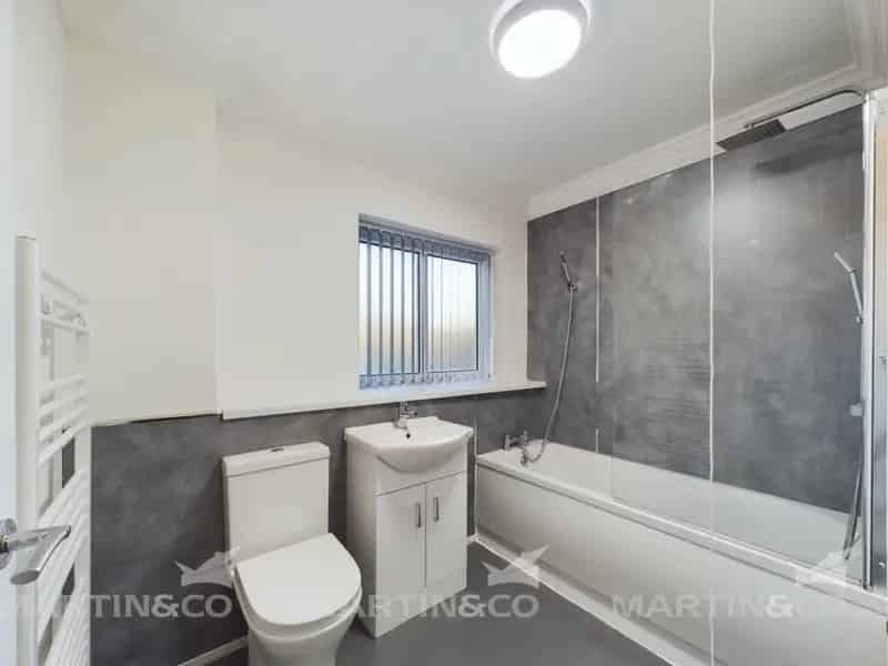 3 Bedroom House To Rent