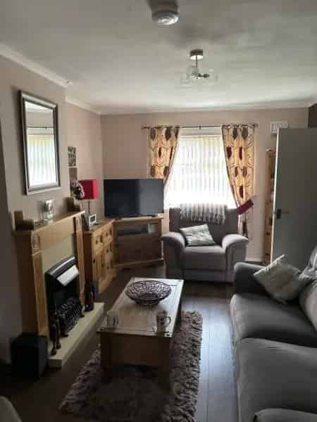 3 Bedroom House with Disabled Access and New Kitchen