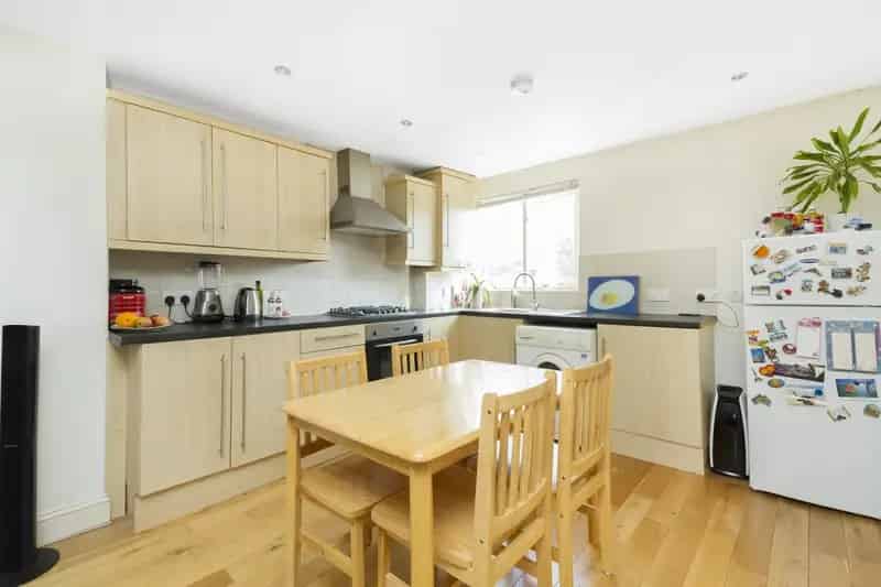 1 Bedroom Flat House to Rent in Clapham