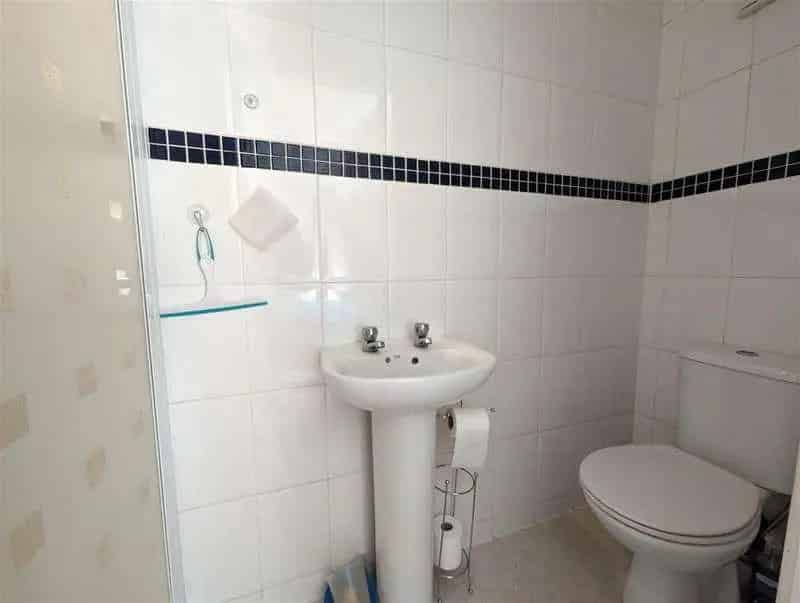 4 Bed House for Sale Near Scarborough Old Town