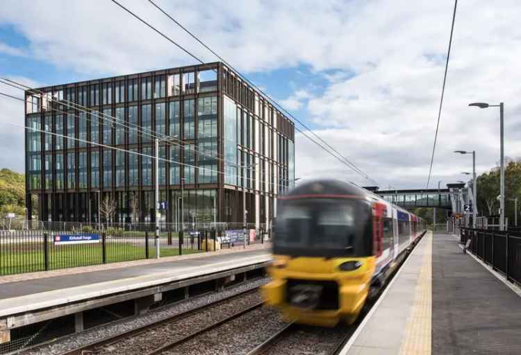 Office For Rent in Leeds, England