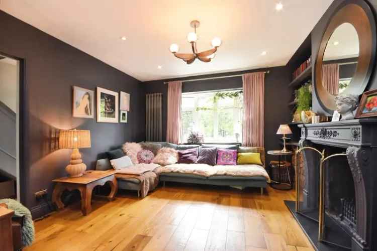 3 Bed Family Home Near Thorndon Country Park