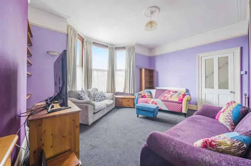 4 Bedroom House For Sale 1405 SQ FT