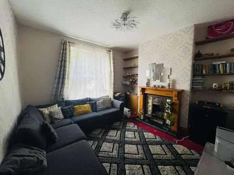 3 Bed Mid Terrace House For Sale Near West Bromwich High Street