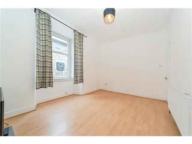2 bedroom flat  for sale