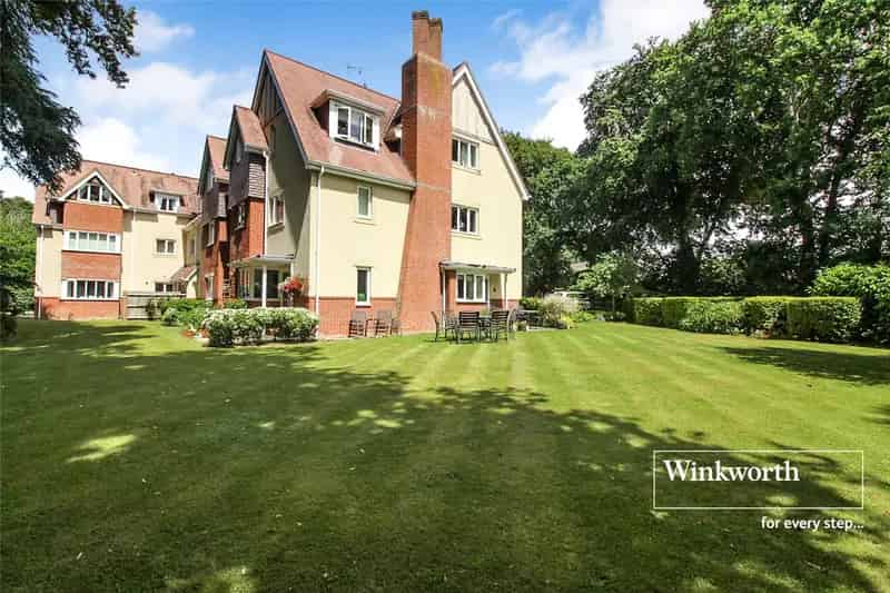 2 Bedroom Apartment West Moors Ready to Move Into