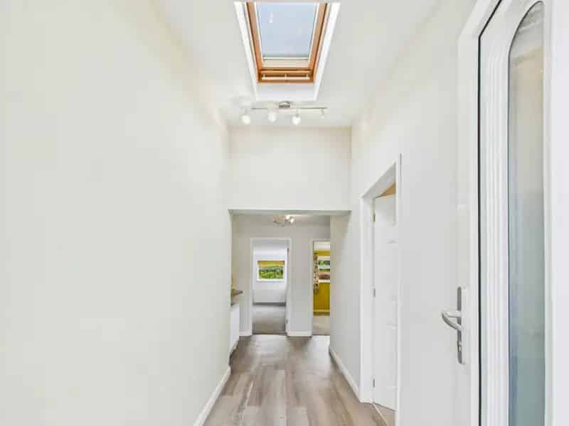 3 Bedroom Bungalow To Rent Available 11072025