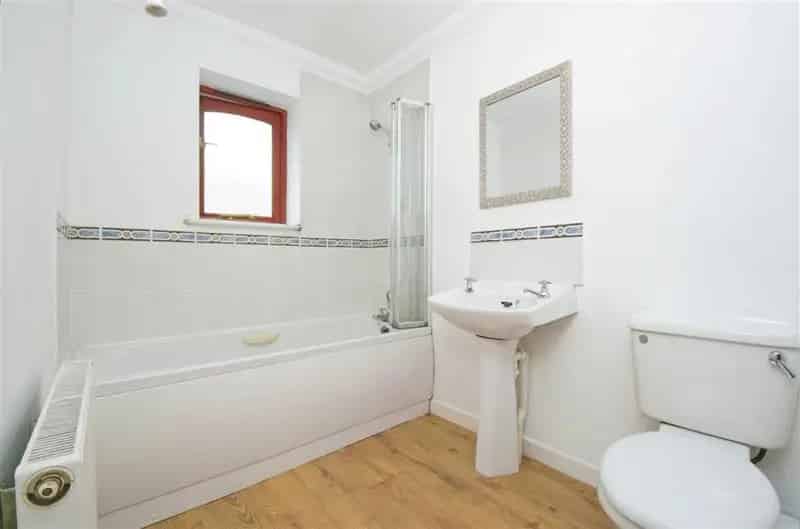 3 Bedroom End Terrace House Auction May 2025