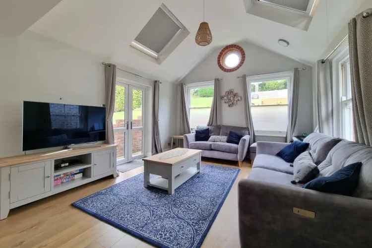 Detached House for sale with 5 bedrooms, Drayton, Hampshire