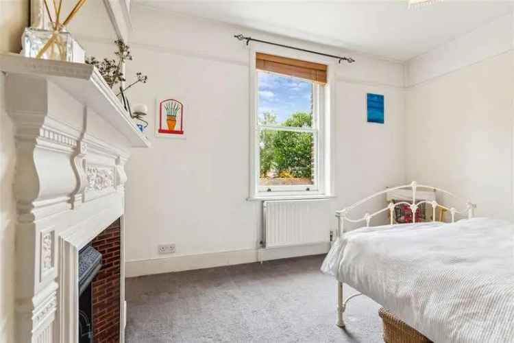 6 Bed House for Sale Stamford Brook