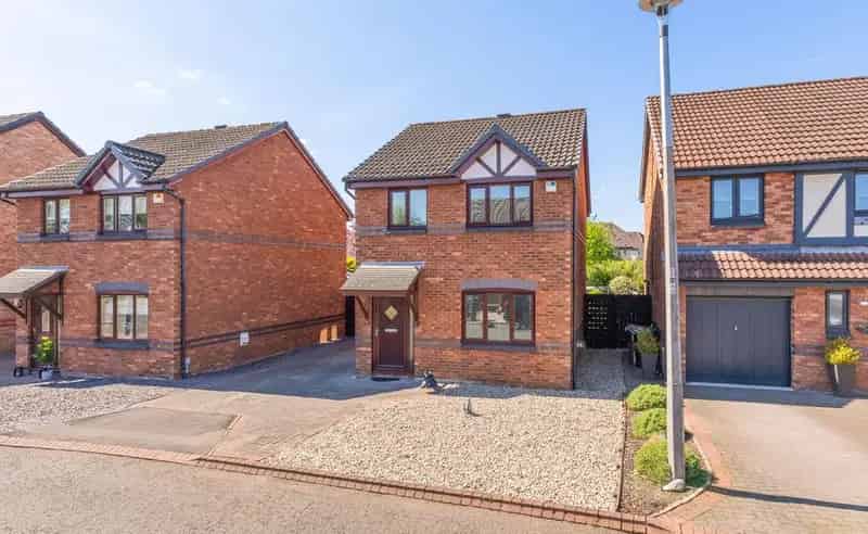 3 Bedroom Detached House for Sale Brunstane