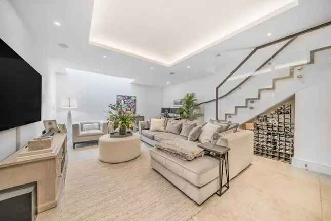 Terraced house for sale in Farm Lane, Fulham Broadway, London SW6