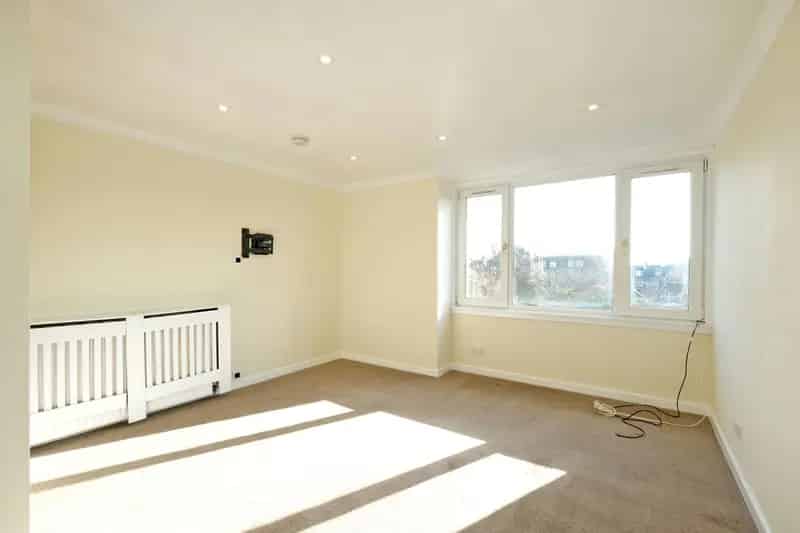3 Bedroom Granite Flat for Sale in Aberdeen