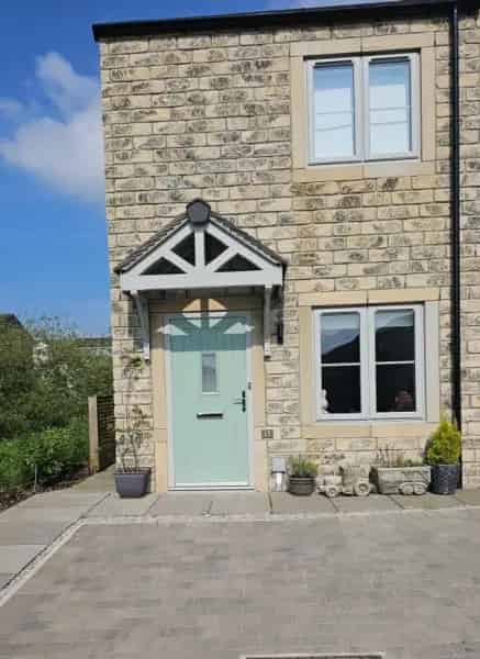 Gorgeous New Build with Double Drive & Enclosed Garden