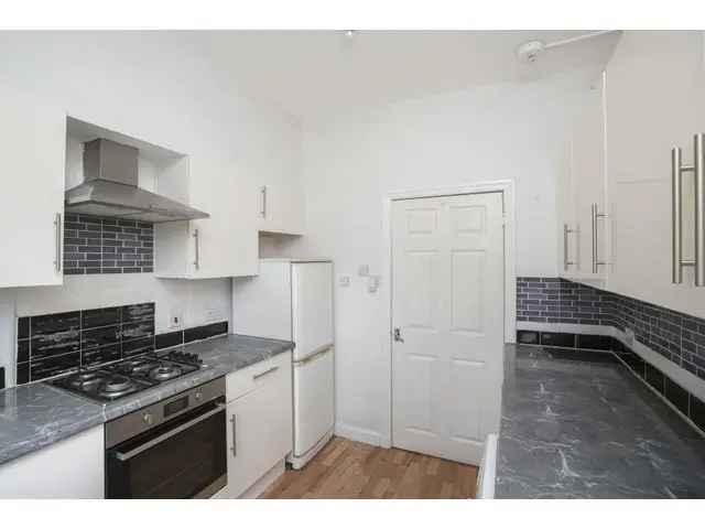 2 Bedroom Flat for Sale in Parkhead