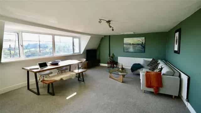 Clifton Apartment with Panoramic Views and Refurbishment Potential