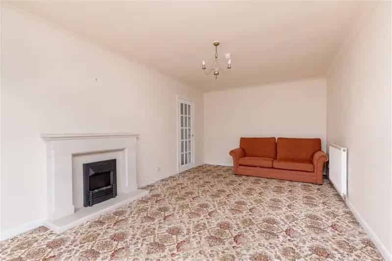 2 Bed Semi Detached House Kirkliston