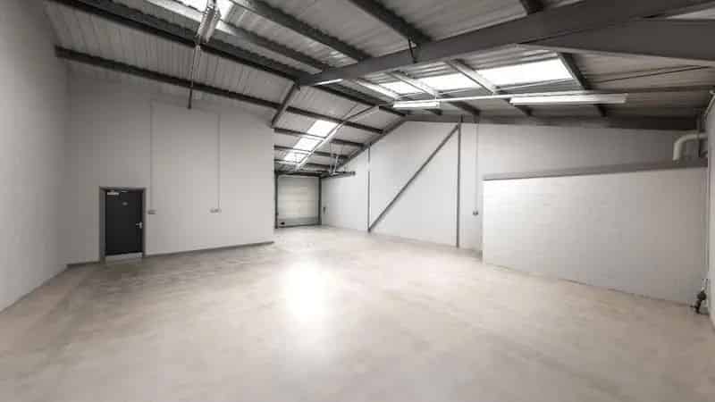 Refurbished Warehouse Unit Slough Trading Estate