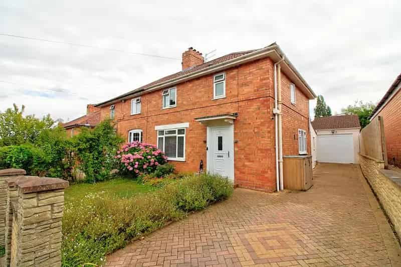 4 Bedroom Semi Detached House For Sale