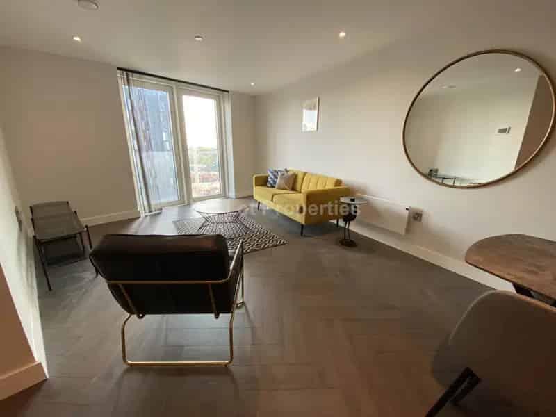 2 Bedroom Apartment House to Rent